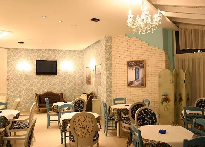 Panorama Κουκουναριές