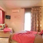 Panorama Hotel 2*